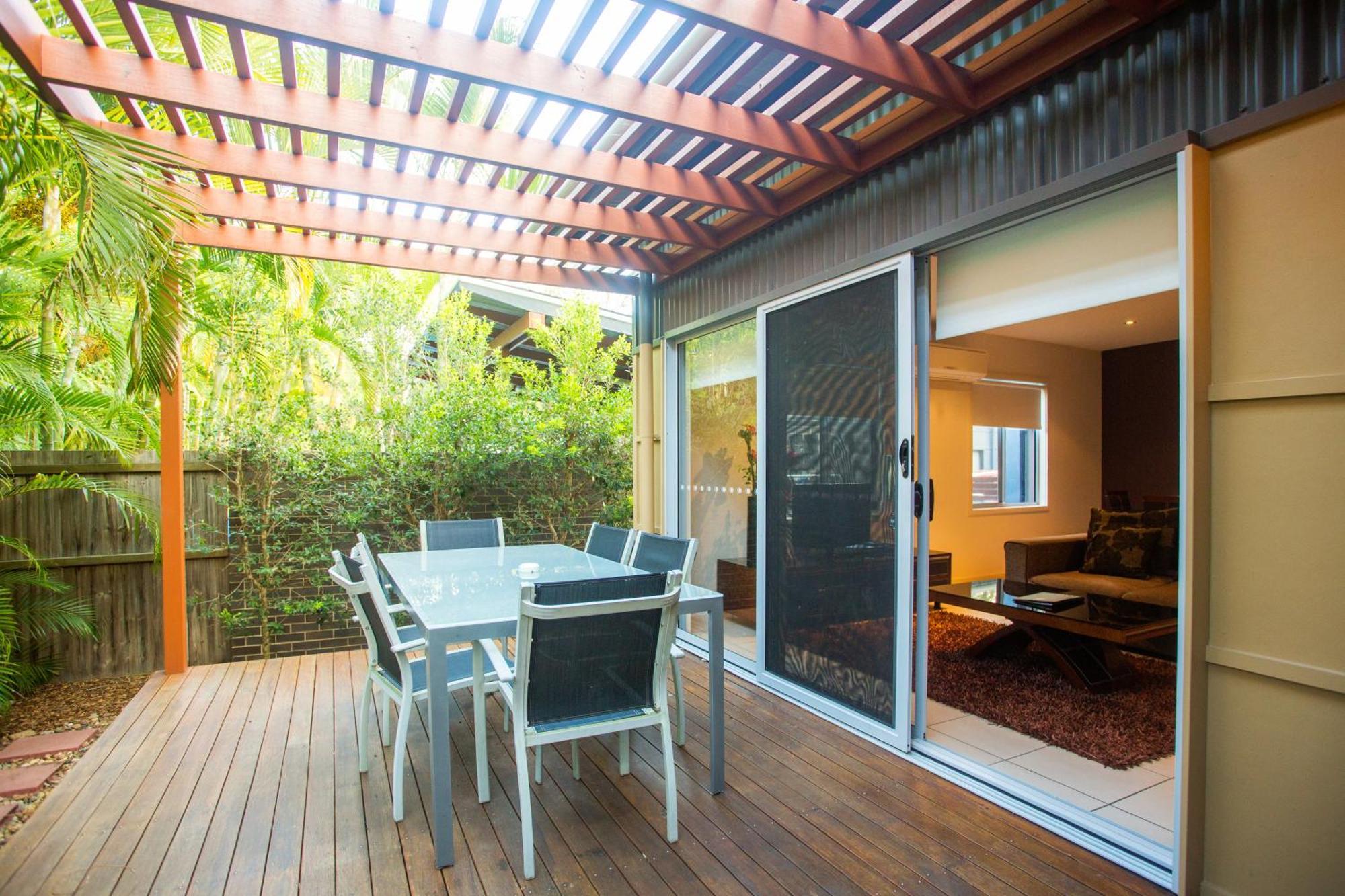 Quarterdecks Retreat Villa Urangan Ruang foto