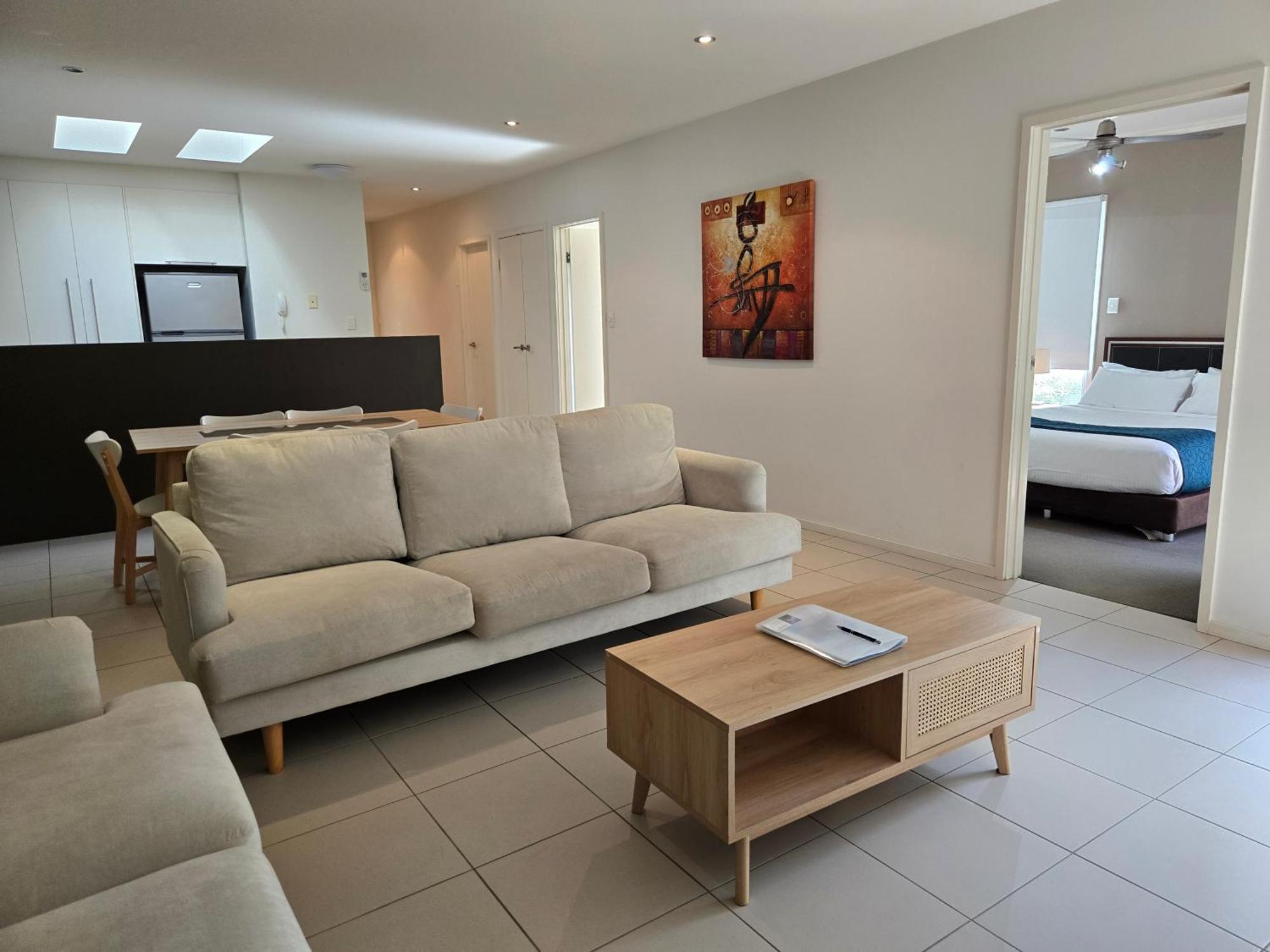 Quarterdecks Retreat Villa Urangan Bagian luar foto